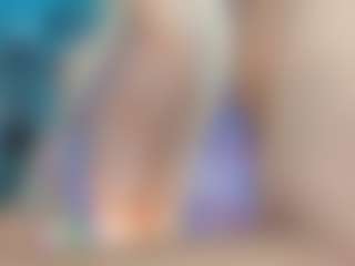 adrianna777's Live Sex Cam Show