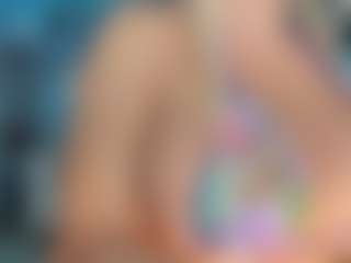 adrianna777's Live Sex Cam Show