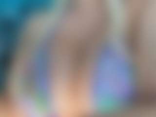 adrianna777's Live Sex Cam Show