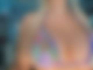 adrianna777's Live Sex Cam Show