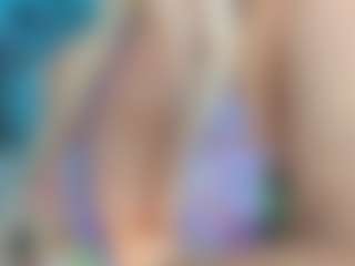 adrianna777's Live Sex Cam Show