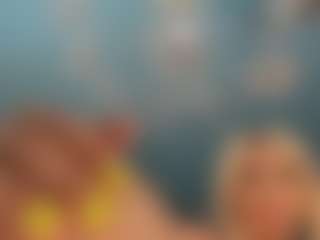 adrianna777's Live Sex Cam Show