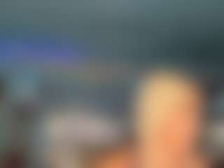 adrianna777's Live Sex Cam Show