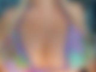 adrianna777's Live Sex Cam Show