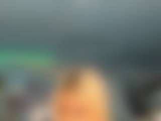 adrianna777's Live Sex Cam Show