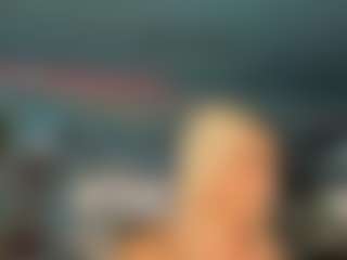 adrianna777's Live Sex Cam Show