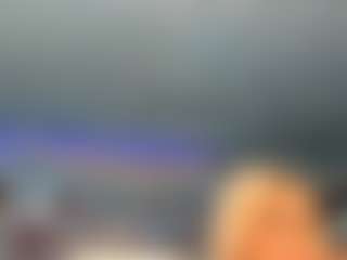 adrianna777's Live Sex Cam Show