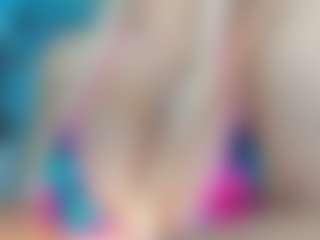 adrianna777's Live Sex Cam Show