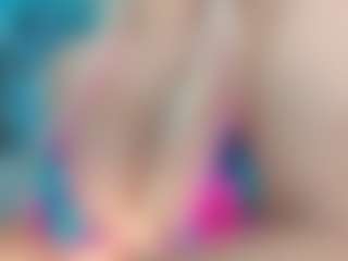 adrianna777's Live Sex Cam Show