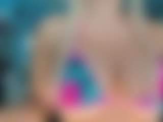 adrianna777's Live Sex Cam Show