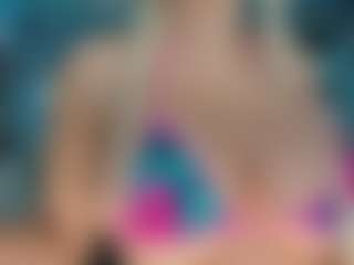 adrianna777's Live Sex Cam Show