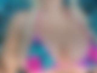 adrianna777's Live Sex Cam Show