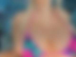adrianna777's Live Sex Cam Show