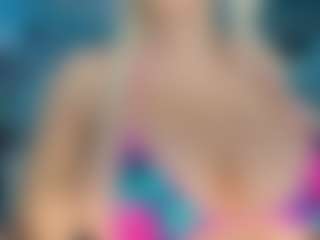 adrianna777's Live Sex Cam Show