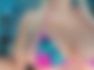 adrianna777's Live Sex Cam Show
