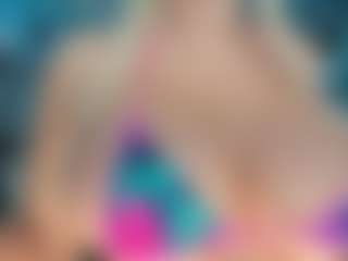 adrianna777's Live Sex Cam Show