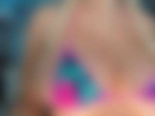 adrianna777's Live Sex Cam Show