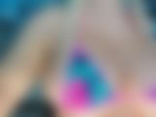 adrianna777's Live Sex Cam Show