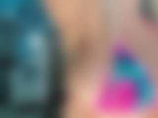 adrianna777's Live Sex Cam Show