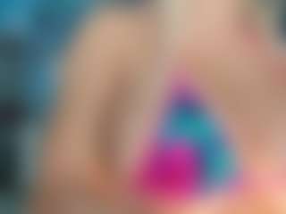 adrianna777's Live Sex Cam Show