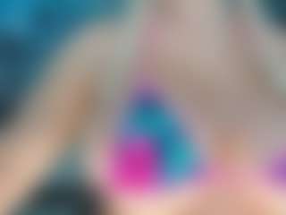 adrianna777's Live Sex Cam Show