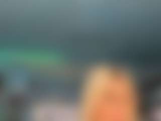 adrianna777's Live Sex Cam Show