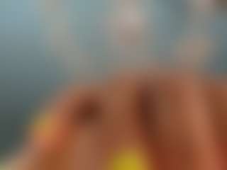 adrianna777's Live Sex Cam Show