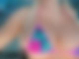 adrianna777's Live Sex Cam Show
