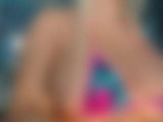 adrianna777's Live Sex Cam Show