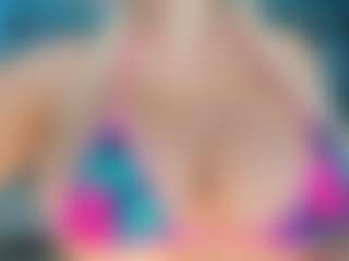adrianna777's Live Sex Cam Show
