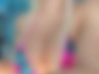 adrianna777's Live Sex Cam Show