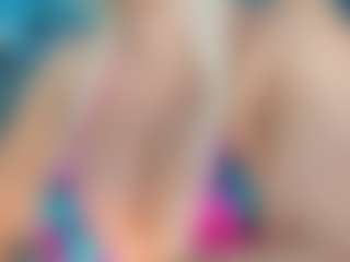 adrianna777's Live Sex Cam Show