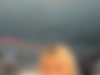 adrianna777's Live Sex Cam Show