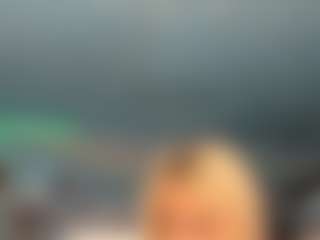 adrianna777's Live Sex Cam Show