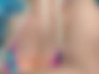 adrianna777's Live Sex Cam Show