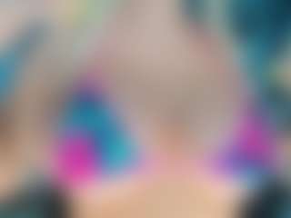 adrianna777's Live Sex Cam Show