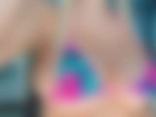 adrianna777's Live Sex Cam Show