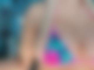adrianna777's Live Sex Cam Show