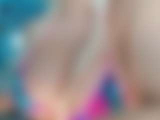adrianna777's Live Sex Cam Show