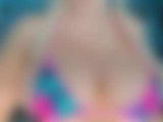 adrianna777's Live Sex Cam Show