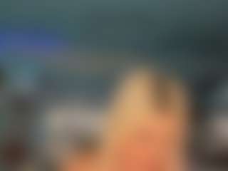 adrianna777's Live Sex Cam Show