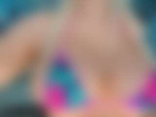 adrianna777's Live Sex Cam Show
