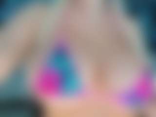 adrianna777's Live Sex Cam Show