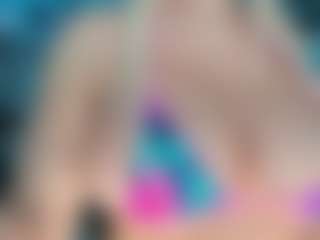 adrianna777's Live Sex Cam Show