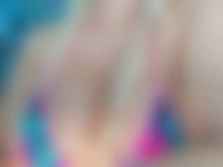 adrianna777's Live Sex Cam Show