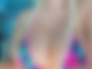 adrianna777's Live Sex Cam Show