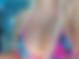 adrianna777's Live Sex Cam Show