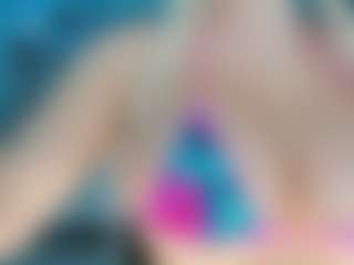 adrianna777's Live Sex Cam Show