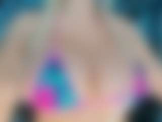 adrianna777's Live Sex Cam Show
