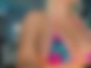adrianna777's Live Sex Cam Show